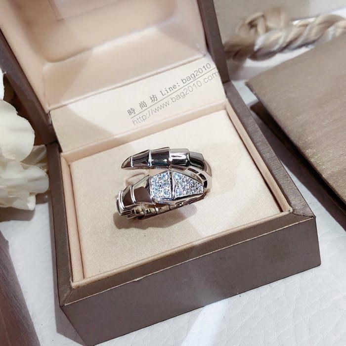 Bvlgari飾品 寶格麗蛇戒指 Serpenti高級彈簧蛇鑽石戒指  zgbq3337